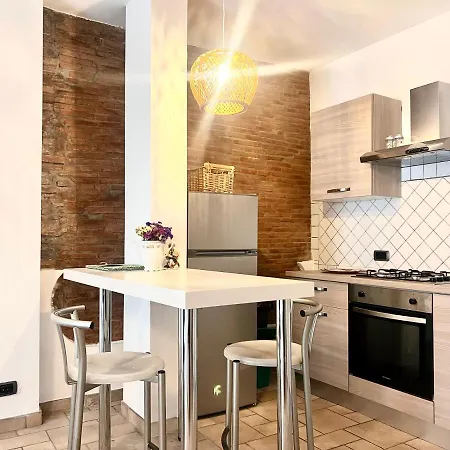 Matilde Tower House - 8 Minuti A Piedi Dalla Spiaggia Apartament *